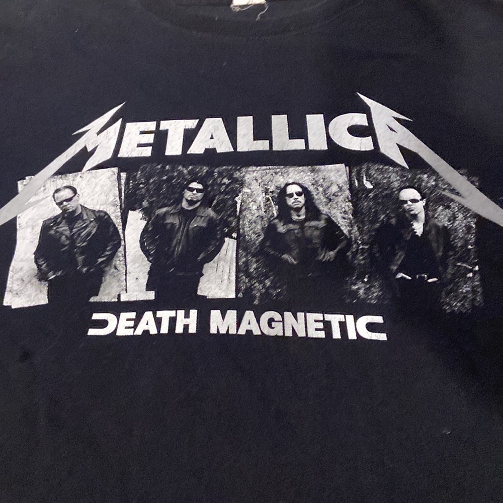 Metallica world magnetic tour 2008 black concert T-shirt in size adult XL